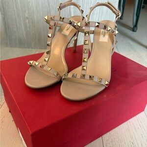 Valentino Rocckstud 85mm sandals